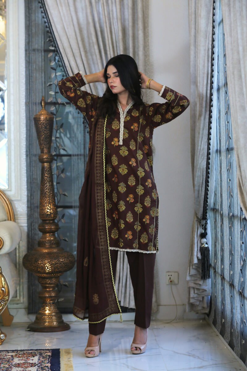 Brown Gold – 3-Piece Lawn Eid Suit with Glitter Block Print