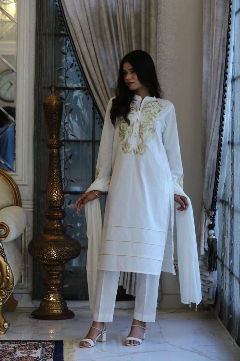 White Charm – 3-Piece Embroidered Doria Lawn Suit