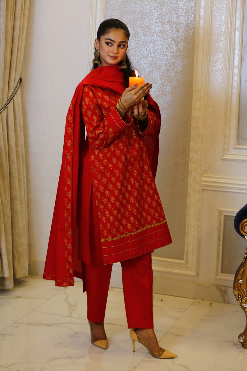 Festive Red – 3-Piece Formal Set with Lawn Shirt, Dupatta & Yarn-Dyed Trouser